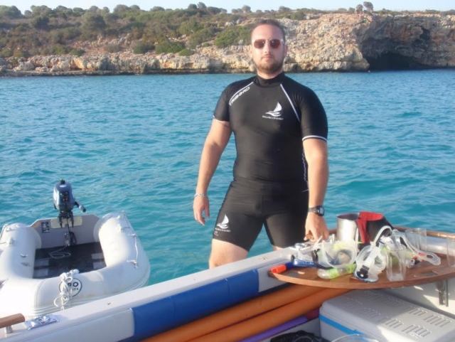 Junto a cala mallorquina.jpg